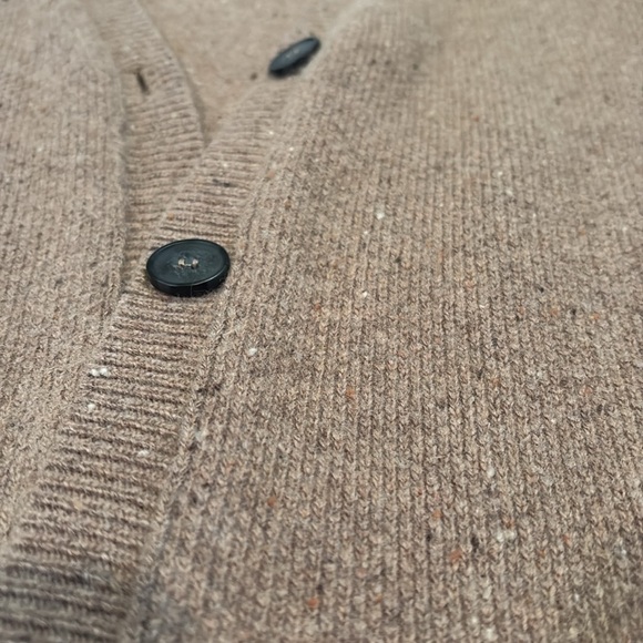 NWOT - Wallace cashmere, Lambs wool cardigan. Size Medium. - Picture 11 of 14